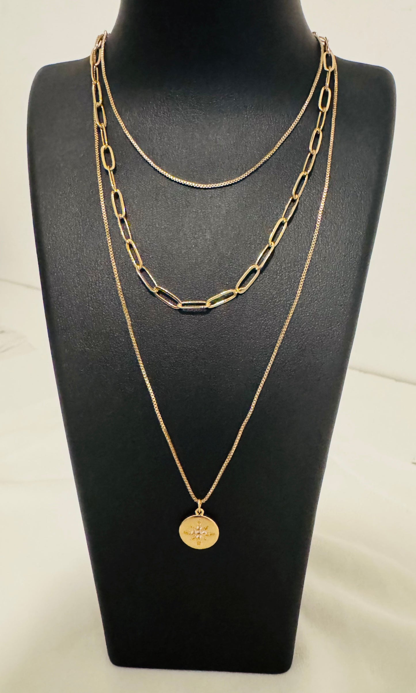 Triple collier doré